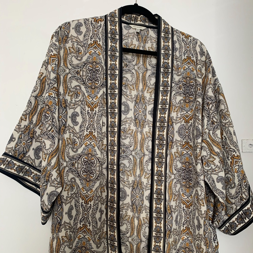 Kimono style cover up.